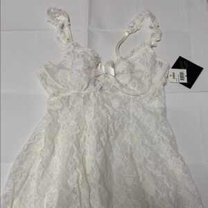 Elegant White Lace Nightgown